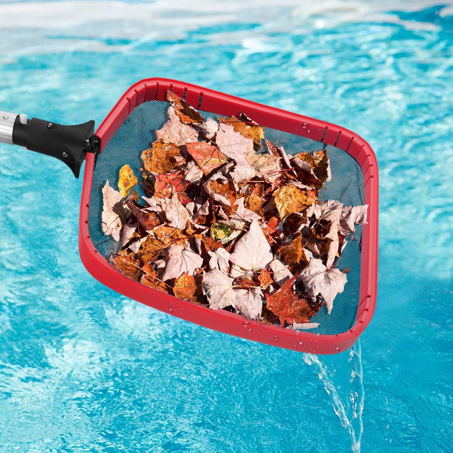 Pool leaf skimmer net with durable aluminum frame and EZ clip handle